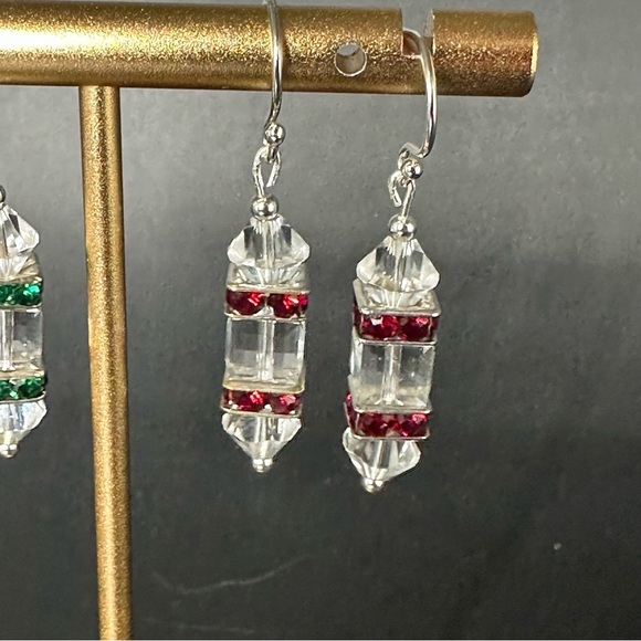Handmade Swarovski Crystal Holiday Earrings Sterling Silver Red & Green Sparkle - Picture 5 of 10